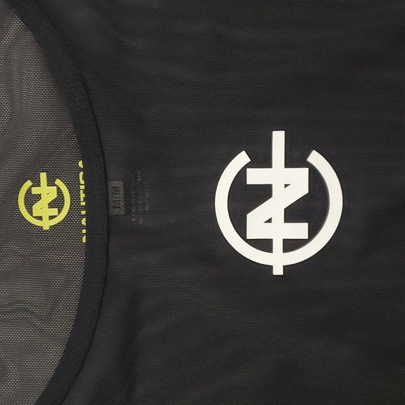 Nautica Sheer Top - Picture 5 of 6